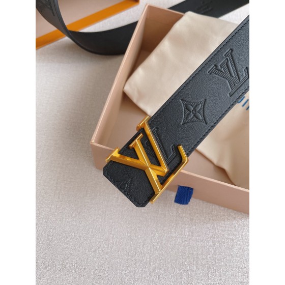 LOUIS VUITTO natural calfskin with Louis Vuitton signature design elements