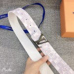 LOUIS VUITTO reversible belt in Monogram canvas and leather