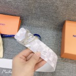 LOUIS VUITTO reversible belt in Monogram canvas and leather