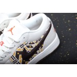 Air Jordan 1 Low beige en zwarte totem