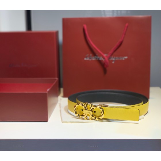 FERRAGAMO twist style