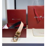 FERRAGAMO twist style