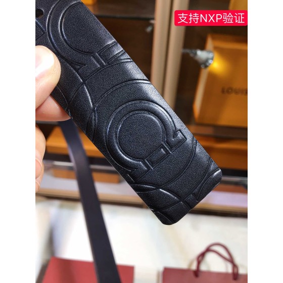 FERRAGAMO Italian original leather