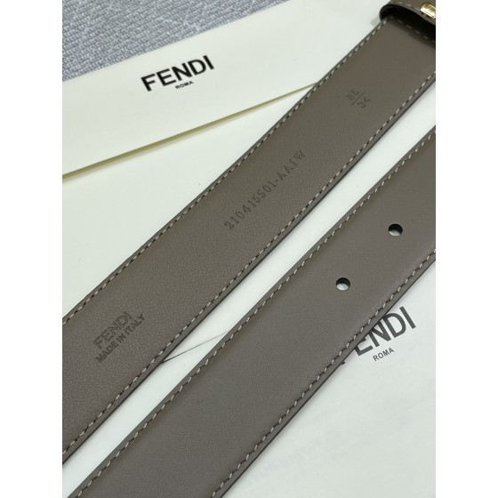 FENDI new 🌿 narrow belt with loops