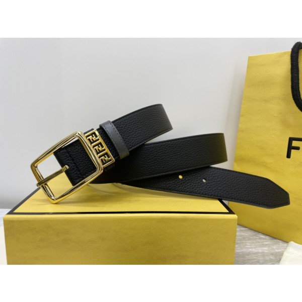 FENDI imported Italian calfskin 👍 Pin buckle design