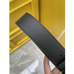 FENDI imported Italian calfskin 👍 Double-sided use with double F button buckle