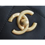 𝗖𝗛𝗔𝗘𝗡𝗟✦ 𝟐𝟐𝐬𝐬 latest 𝗠𝗮𝘅𝗶 shopping bag 🛍️ genuine leather black