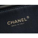 𝗖𝗛𝗔𝗘𝗡𝗟✦ 𝟐𝟐𝐬𝐬 latest 𝗠𝗮𝘅𝗶 shopping bag 🛍️ genuine leather black