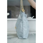 𝗖𝗛𝗔𝗘𝗡𝗟✦23C 22 handbag authentic tail leather haze blue medium