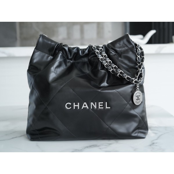 𝗖𝗛𝗔𝗘𝗡𝗟✦ 𝟐𝟐𝗣 Spring/Summer New 𝟐𝟐 Handbag Small Black Silver Buckle➿