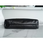 𝗖𝗛𝗔𝗘𝗡𝗟 ✦𝟐𝟐𝗣 spring and summer new 𝟐𝟐 handbag authentic tail leather black gold