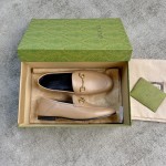 Gucci Super classic leather style mixed sheepskin leather leather sole horsebit buckle single shoes skin tone