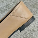 Gucci Super classic leather style mixed sheepskin leather leather sole horsebit buckle single shoes skin tone