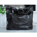 𝗖𝗛𝗔𝗘𝗡𝗟✦𝟐𝟐𝑲 𝟐𝟐Handbag genuine tail leather 𝐬𝐨 𝐛𝐥𝐚𝐜𝐤 all black small