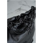 𝗖𝗛𝗔𝗘𝗡𝗟✦𝟐𝟐𝑲 𝟐𝟐Handbag genuine tail leather 𝐬𝐨 𝐛𝐥𝐚𝐜𝐤 all black small