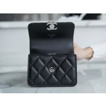 𝗖𝗛𝗔𝗘𝗡𝗟✦ 𝟮𝟮𝐒 Enamel Handle Chain Bag black