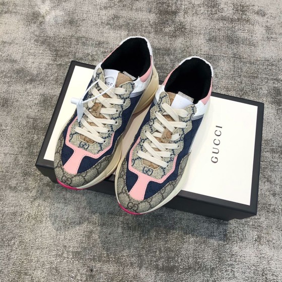 Gucci canvas cowhide interspersed with pink leather stripes trimmed poppet shoes pink spelling