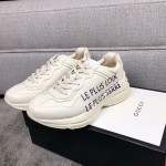 Gucci Pops This collection has a lot of flora and fauna elements Original material