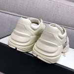 Gucci Pops This collection has a lot of flora and fauna elements Original material