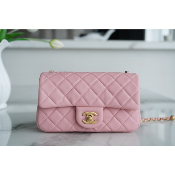 𝗖𝗛𝗔𝗘𝗡𝗟✦ metal ball 𝑴𝒊𝒏𝒊 genuine leather pink