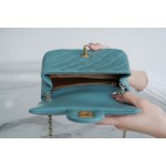 𝗖𝗛𝗔𝗘𝗡𝗟✦ Ball Fang Fatty Genuine Leather Lake Green