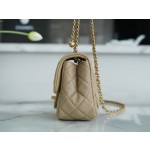 𝗖𝗛𝗔𝗘𝗡𝗟✦ Metal Ball Square Fatty Genuine Leather Milk Coffee Apricot