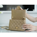 𝗖𝗛𝗔𝗘𝗡𝗟✦ Metal Ball Square Fatty Genuine Leather Milk Coffee Apricot