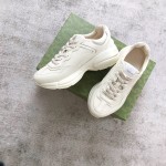 Gucci Pops This collection has a lot of flora and fauna in the original material Red Apple