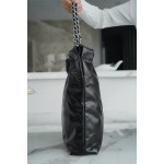 𝗖𝗛𝗔𝗘𝗡𝗟✦𝟐𝟐𝗣 spring and summer new 𝟐𝟐 handbag black silver buckle medium