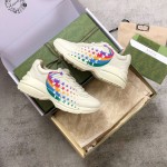 Gucci Pops This collection has a lot of flora and fauna elements Original material