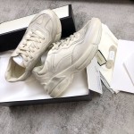 Gucci Pops This collection has a lot of flora and fauna elements Original material