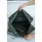 𝗖𝗛𝗔𝗘𝗡𝗟 ✦𝟐𝟐𝗣 spring and summer new 𝟐𝟐 handbag medium olive green