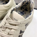 Gucci Pops This collection has a lot of flora and fauna elements Original material