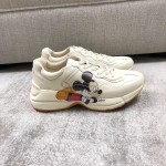 Gucci Pops This collection has a lot of flora and fauna elements Original material