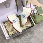 Gucci Pops This collection has a lot of flora and fauna elements Original material