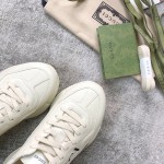 Gucci Pops This collection has a lot of flora and fauna elements Original material