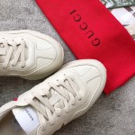 Gucci Pops This collection has a lot of flora and fauna elements Original material