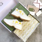 Gucci Pops This collection has a lot of flora and fauna elements Original material