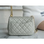 𝗖𝗛𝗔𝗘𝗡𝗟 ✦𝟮𝟮🅲Spring and Summer Metal Ball Square Fatty Gray Green