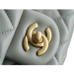 𝗖𝗛𝗔𝗘𝗡𝗟 ✦𝟮𝟮🅲Spring and Summer Metal Ball Square Fatty Gray Green