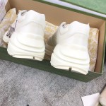 Gucci Pops This collection has a lot of flora and fauna elements Original material