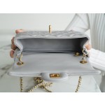 𝗖𝗛𝗔𝗘𝗡𝗟✦ 𝐂𝐅Metal Ball Big Mini Light Gray