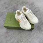 Gucci Pops This collection has a lot of flora and fauna elements Original material