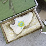 Gucci Pops This collection has a lot of flora and fauna elements Original material