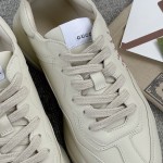 Gucci Pops This collection has a lot of flora and fauna elements Original material