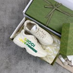 Gucci Pops This collection has a lot of flora and fauna elements Original material