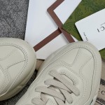 Gucci Pops This collection has a lot of flora and fauna elements Original material