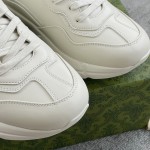 Gucci Pops This collection has a lot of flora and fauna elements Original material