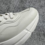 Gucci Pops This collection has a lot of flora and fauna elements Original material