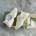 Gucci Pops This collection has a lot of flora and fauna elements Original material